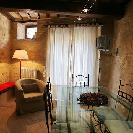 L'Arco Romanico Montefalco Buitenkant foto